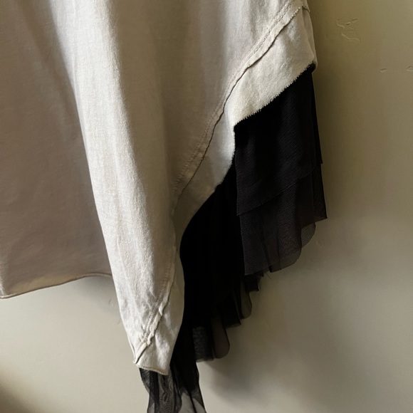 New with Tag LUUKAA Oversized Asymmetrical Tank Top Size 2 USA 10 💃 - Picture 4 of 9